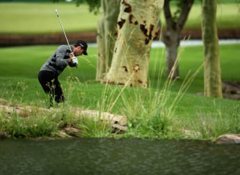 Schwartzel grabs early lead