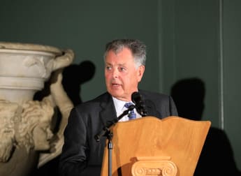 Gallacher launches video campaign to highlight importance of defibrillators