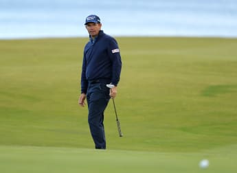 Harrington back in the groove in Scotland