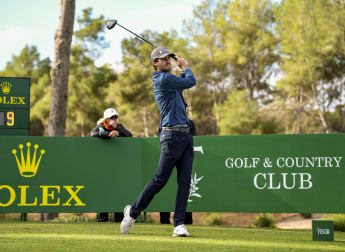 Wilson leaves it late to wrap up card