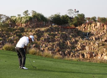 Grillo stretches India lead