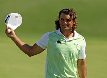 Trio tied for the lead in Portugal