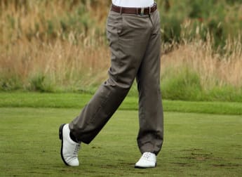 Late flurry keeps Colsaerts on course