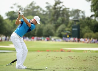 Kaymer holding firm