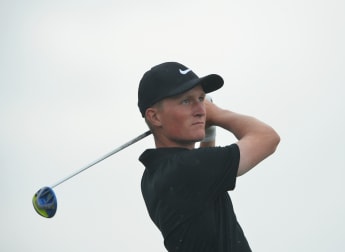 Swede dreams as Kinhult leads in RAK