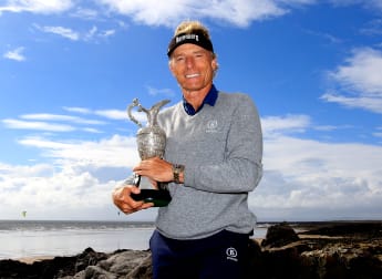 Langer hat-trick makes Senior Major Championship history
