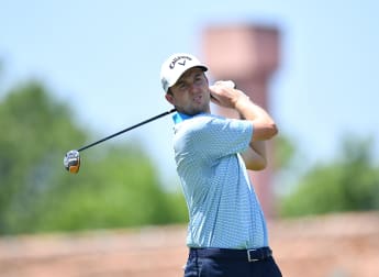 Chesters edges ahead in Italy