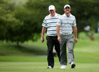 Finch and Schwartzel going toe to toe