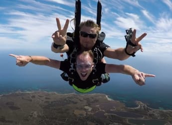 Just another day in WA for Willett