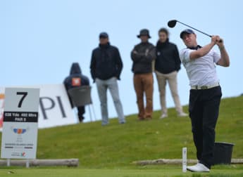 History beckons for Lee