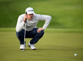 Elvira trims Dunne's lead in Madrid