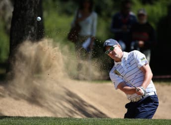 Warren makes his move