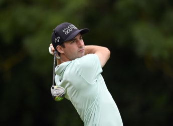 Lacroix takes control in Italy