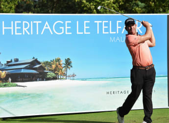 Bekker storms out the blocks