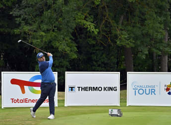 Caldwell, Farr and Fichardt share Le Vaudreuil lead