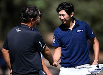 Rikuya Hoshino's 15-shot swing helps move Japanese into Madrid mix