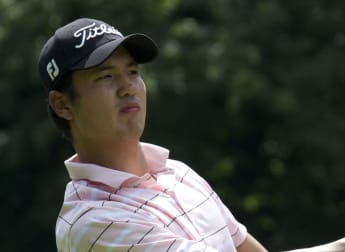 Ace moves Kim clear of the pack in Ukraine