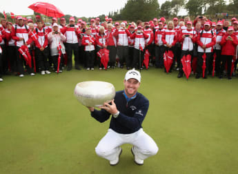 Warren digs deep to bring home the bacon