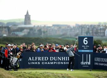 McIlroy in the hunt despite early wobble