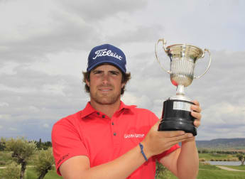 Mr Albatross Elvira ready for Turkey test