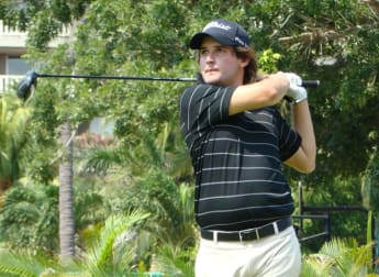 Etulain on top in Acapulco