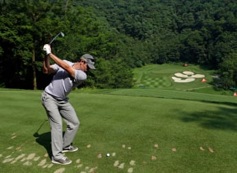 Rose and Woods set for final round tussle 