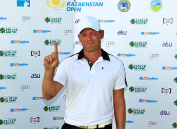 Double delight as two win cars with aces in Kazakhstan