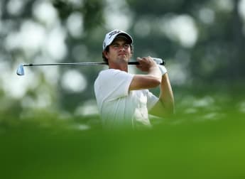 Scott and Goosen closing in on Watson