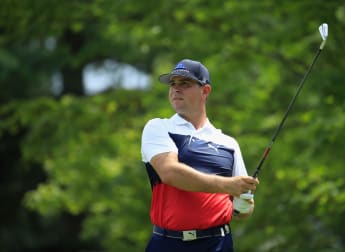 Woodland blasts into US PGA lead