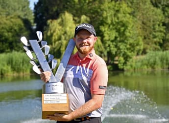 Kimsey claims play-off triumph in France