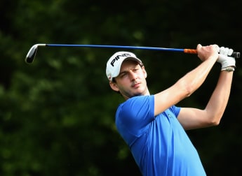 Nixon nabs slender advantage