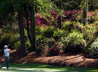 English trio in the hunt