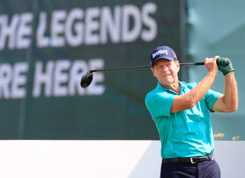 Tom Watson wins Shot of the Year 2017