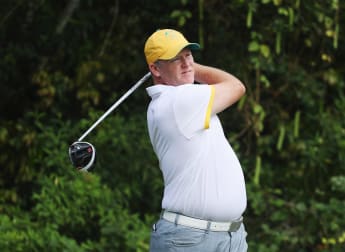 Fraser takes slender lead into Olympic weekend