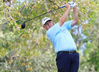 Montgomerie wins Shot of the Year for second consecutive year