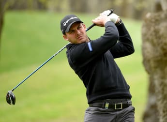 Hanson edges ahead in Rabat