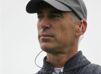 Pavin keen for play to restart