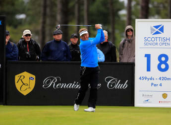 Broadhurst bounces back to lead in Scotland