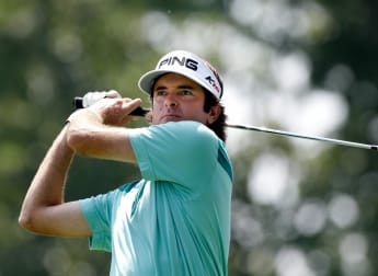 Watson sets early pace at Firestone