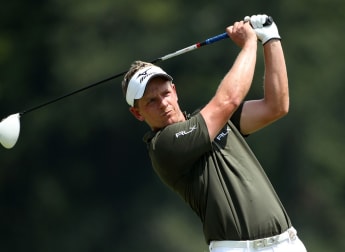 Donald remains in contention