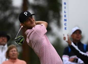 Spectacular Svensson moves to the front in Denmark