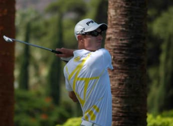 Stupendous 60 sends Davies top in Tecina