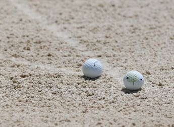 First Olympic ace as Kinhult and Coletta share lead