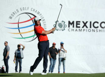 McIlroy keeps his foot down in Mexico