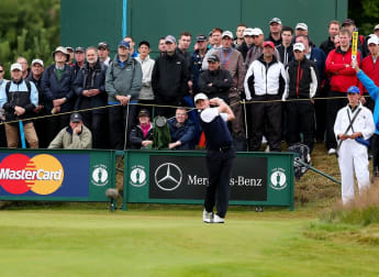 Lawrie well placed as Scott sets clubhouse target