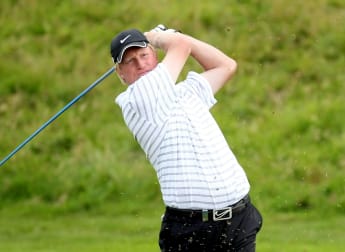 Finch off to a flyer