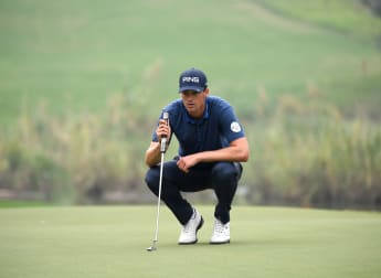 Perez pulls ahead in fight for Foshan glory