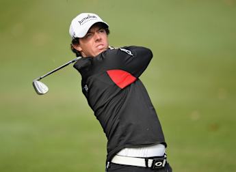 McIlroy leads to maintain Race to Dubai dream