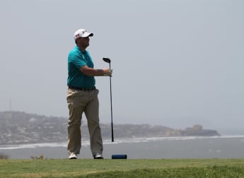 Race hots up as McLeary takes Colombian lead