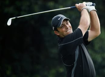 Molinari retains advantage